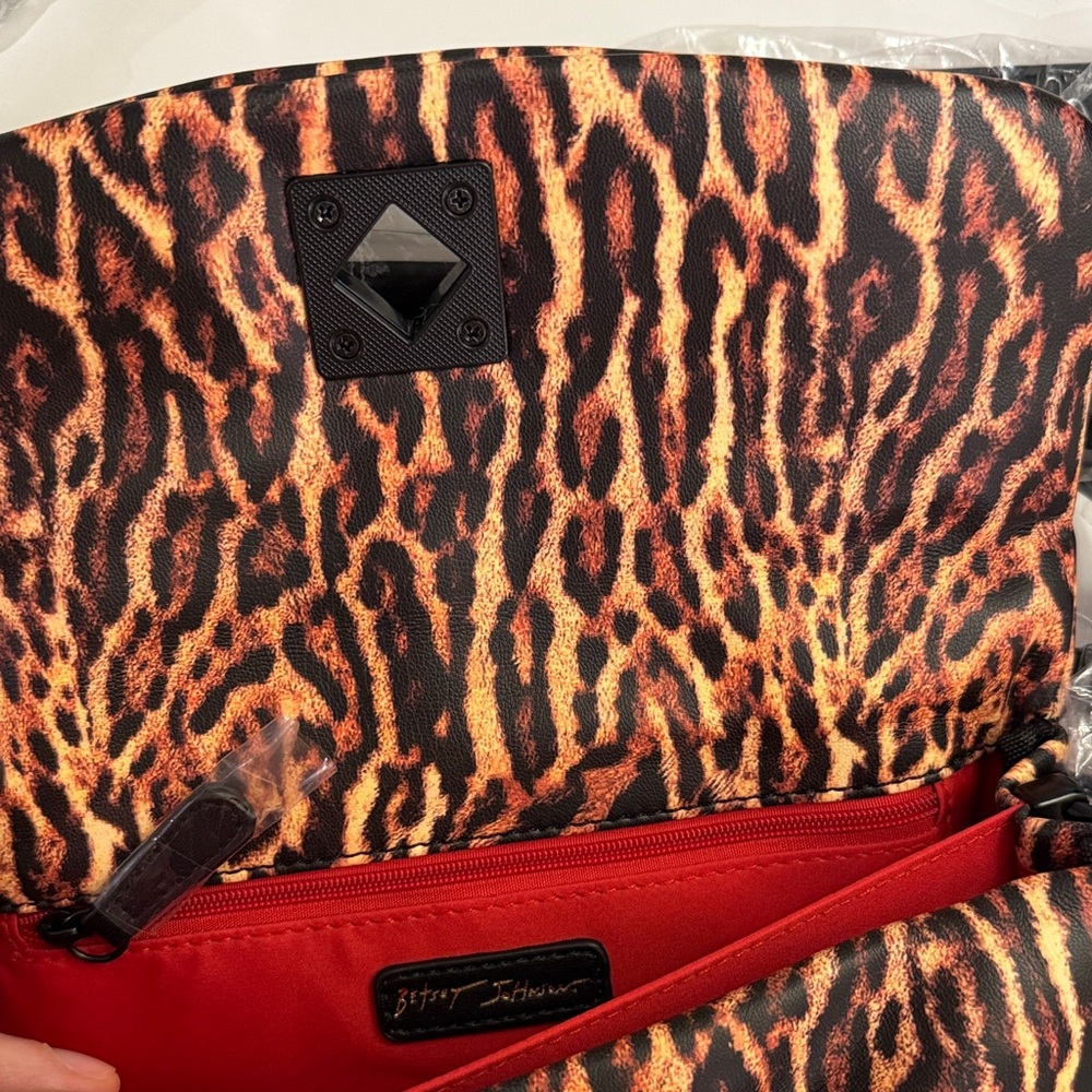 Betsey Johnson Soft Leopard Print Shoulder Bag, NWT - Picture 10 of 16